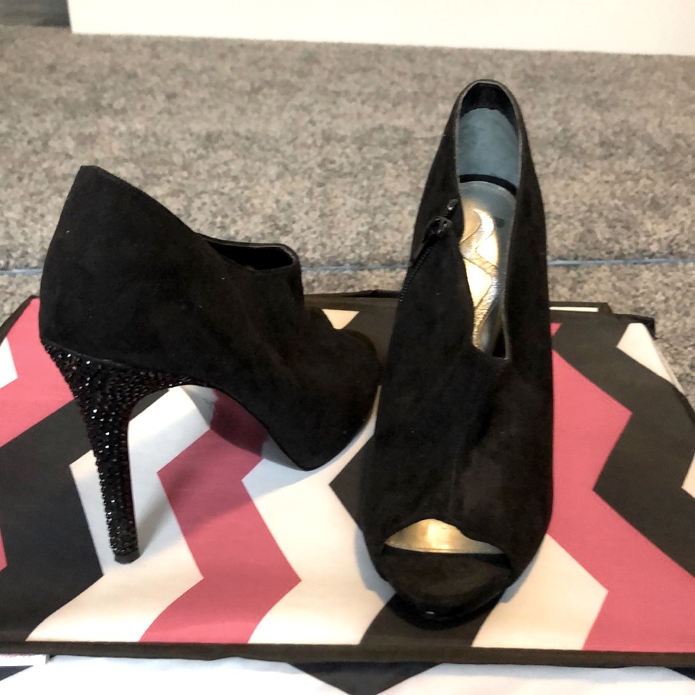 Nina open toe sequin stiletto booties sz  9